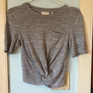 Aritzia Wilfred Free Subah T-Shirt with Twisted Front